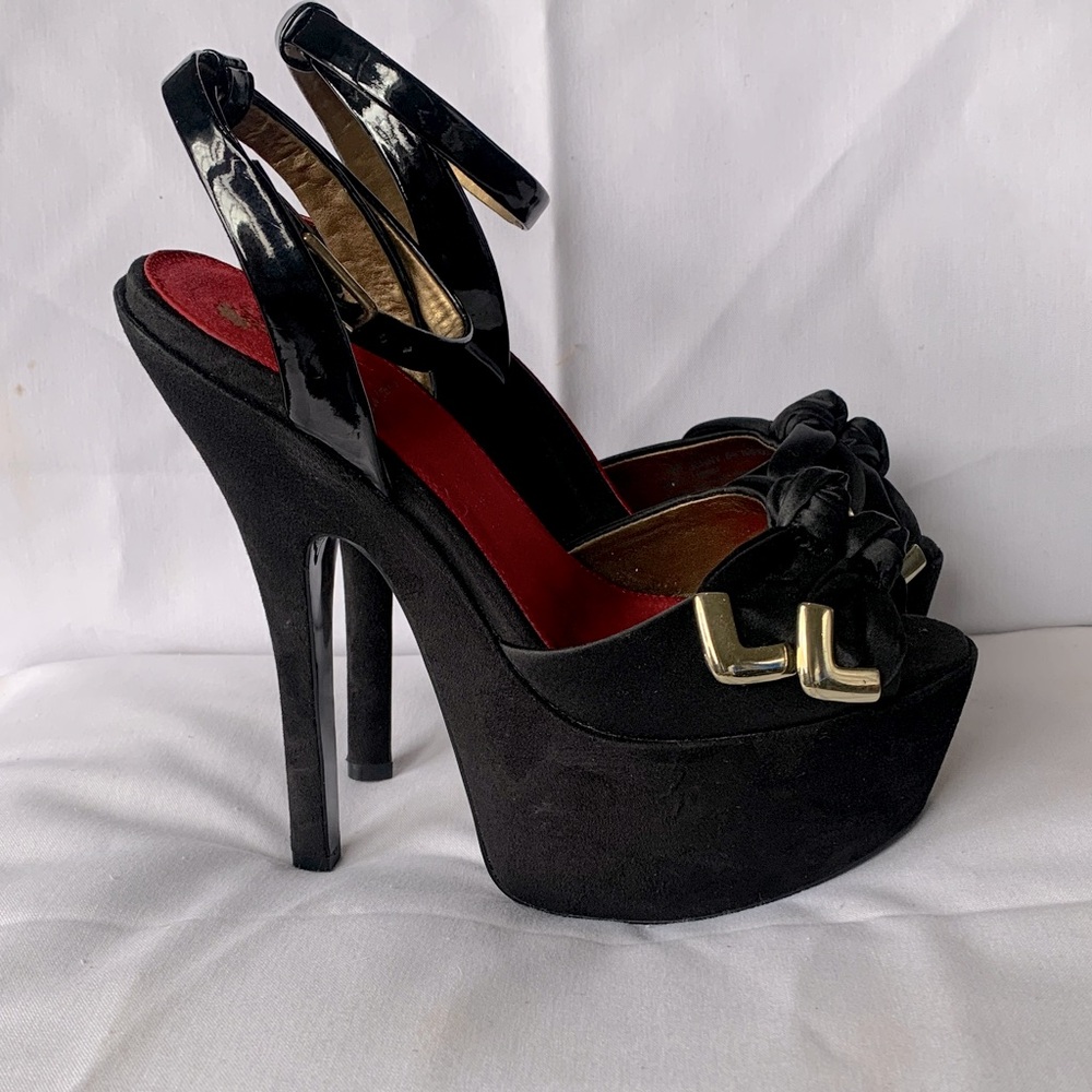 Circus by Sam Edelman Black Platform Heels